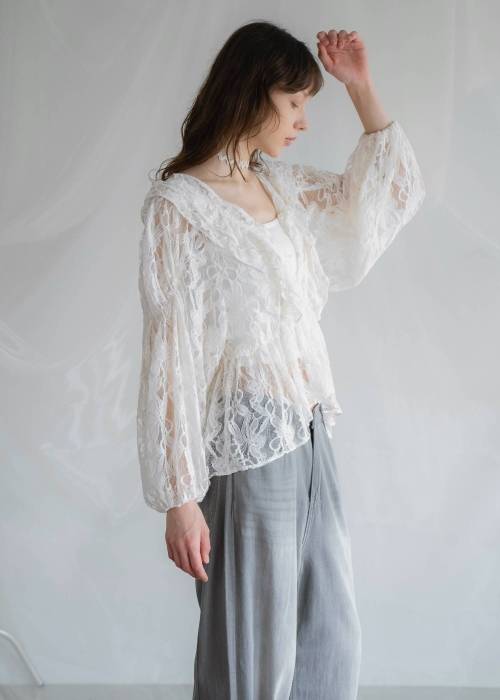 tiered frill neck volume sleeve lace BL
