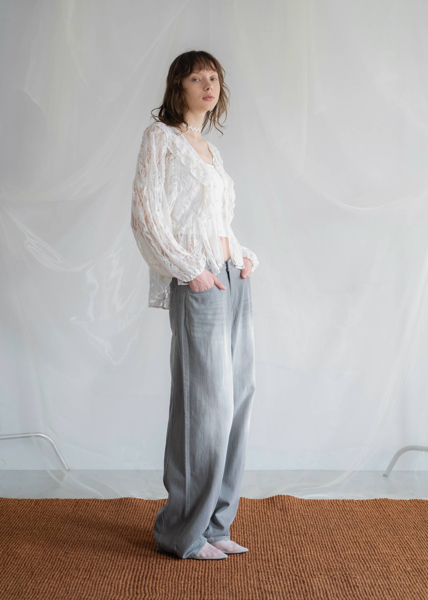 tiered frill neck volume sleeve lace BL