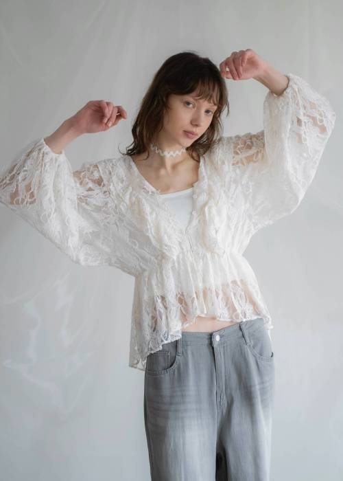 tiered frill neck volume sleeve lace BL