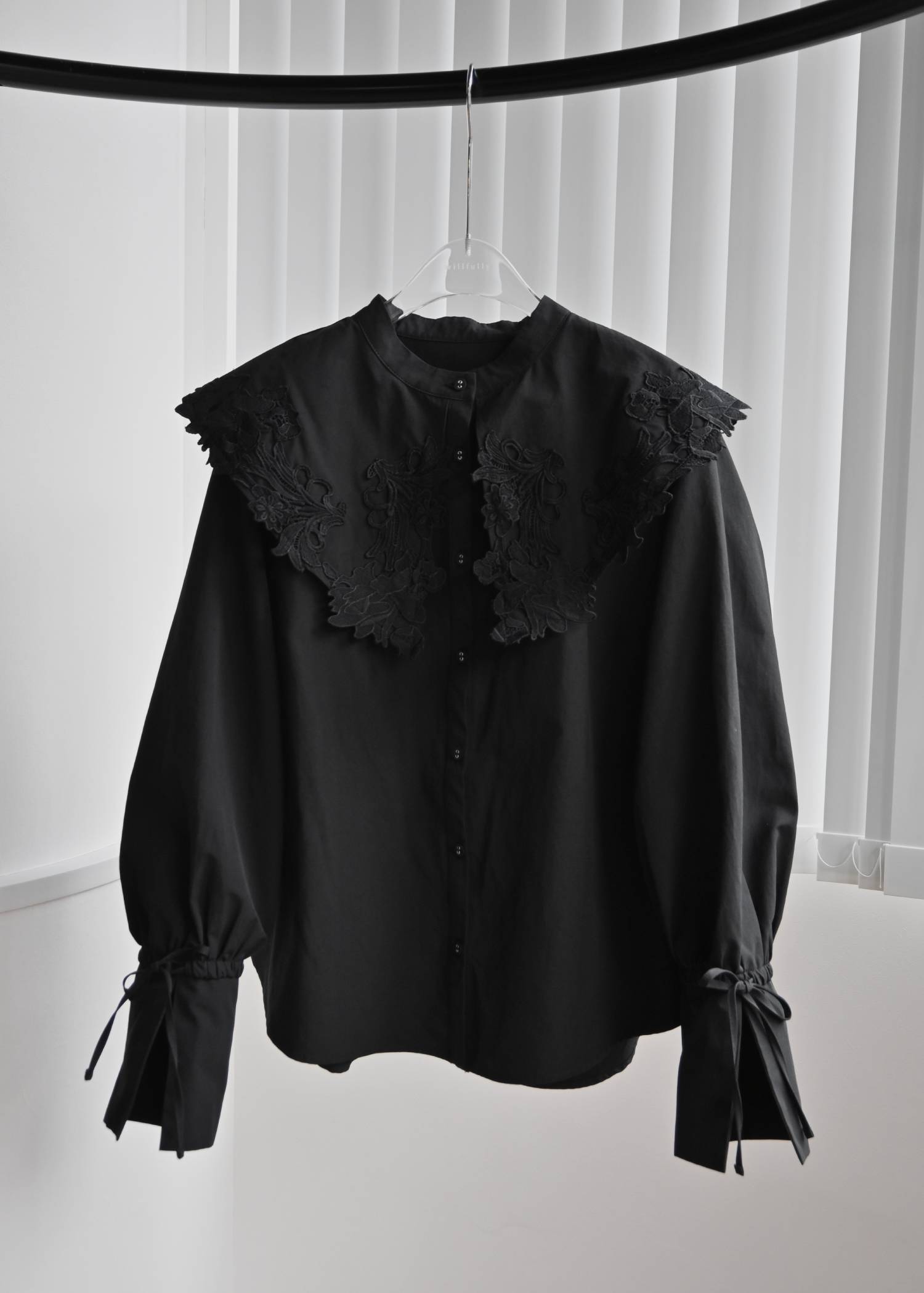 motif lace big collar SH