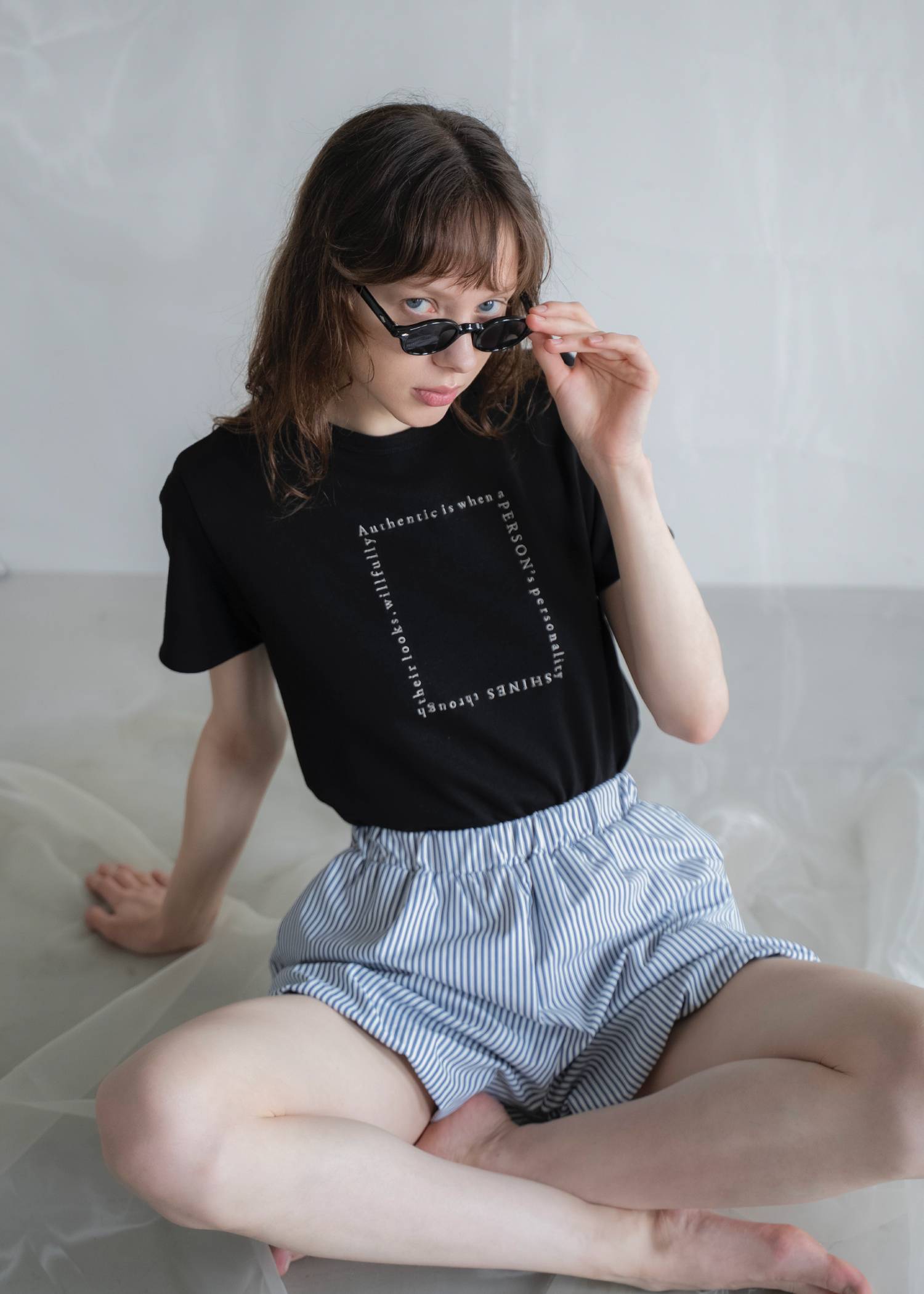 embroidery square logo pack T-shirt