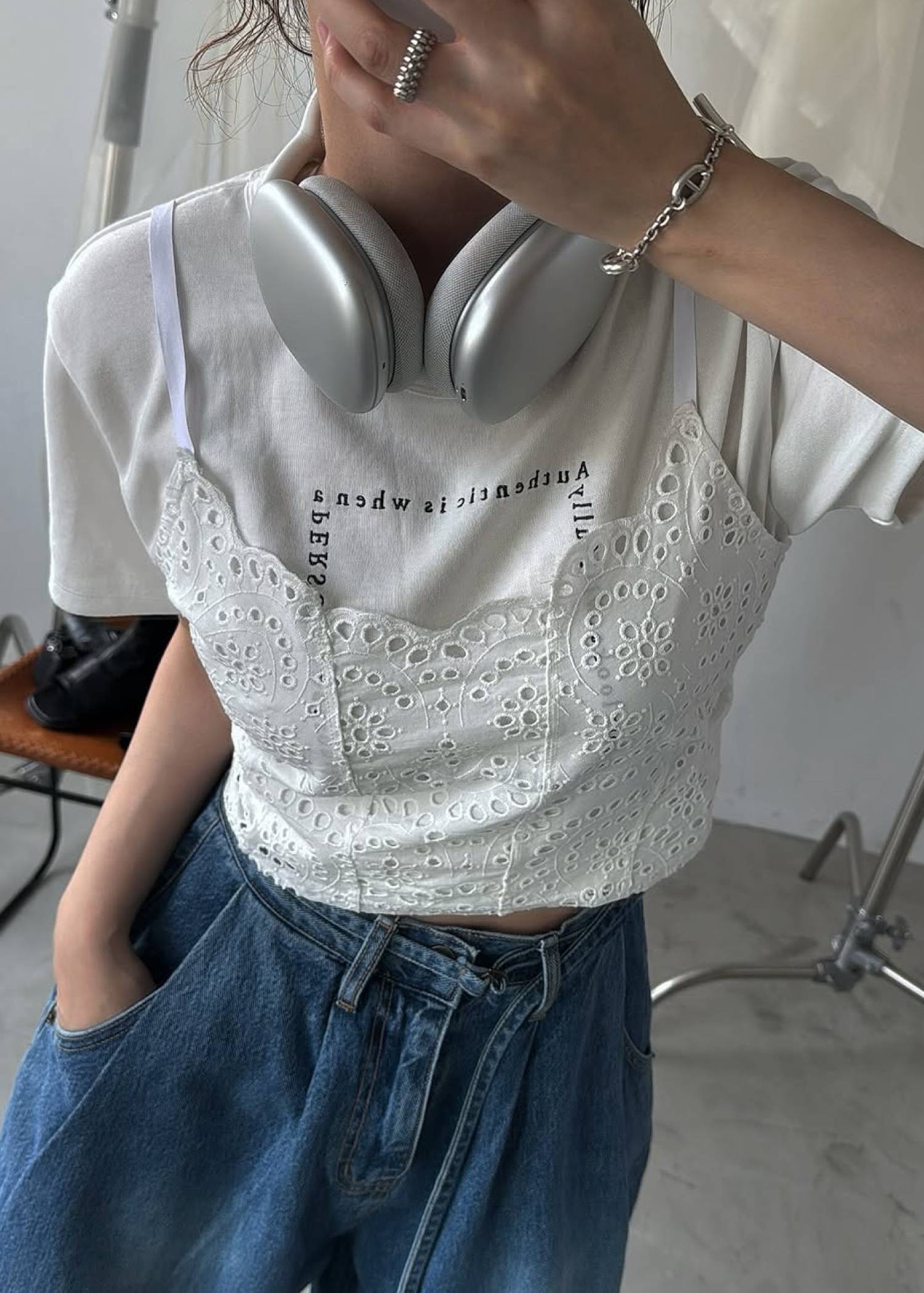 embroidery square logo pack T-shirt