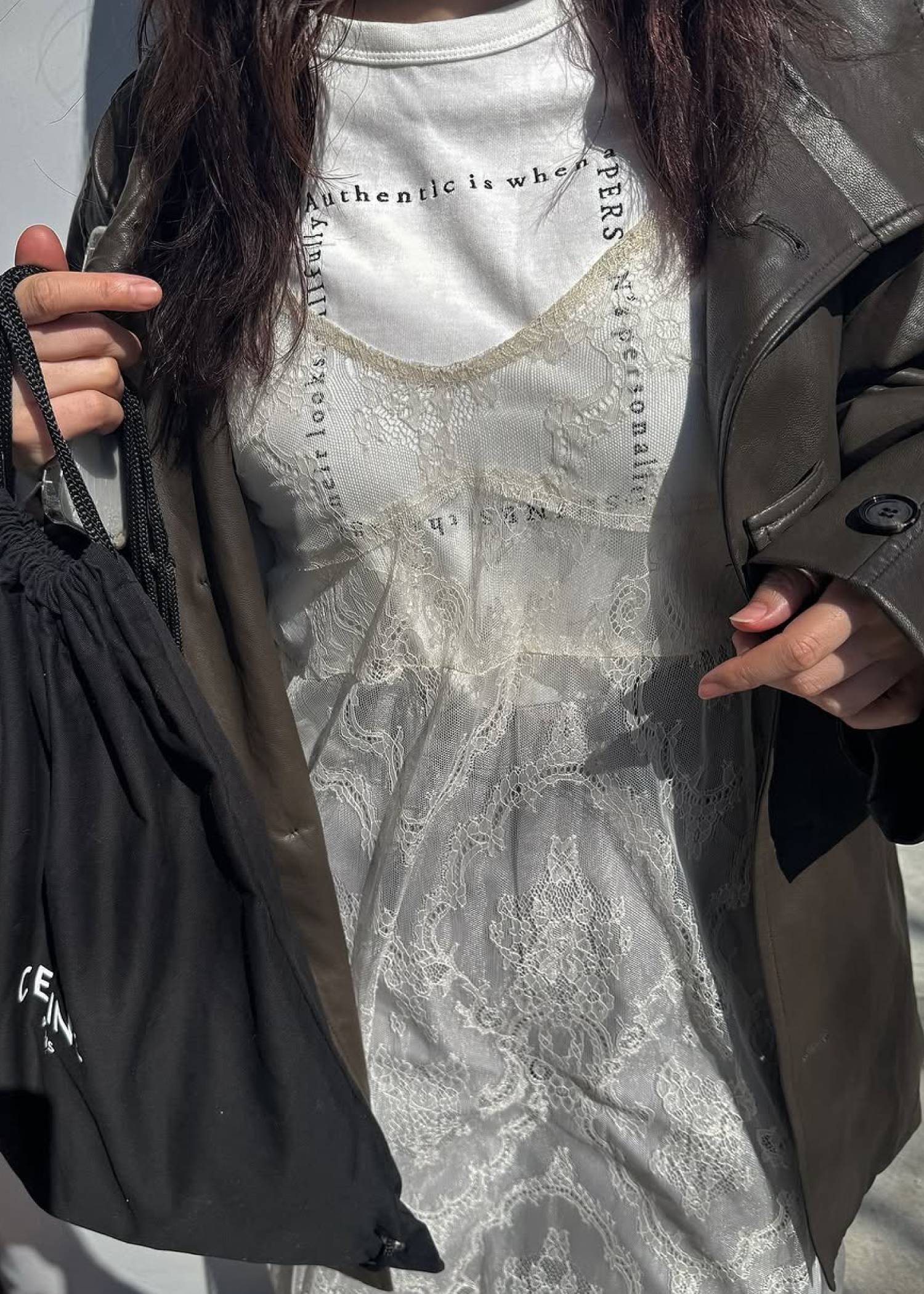 embroidery square logo pack T-shirt