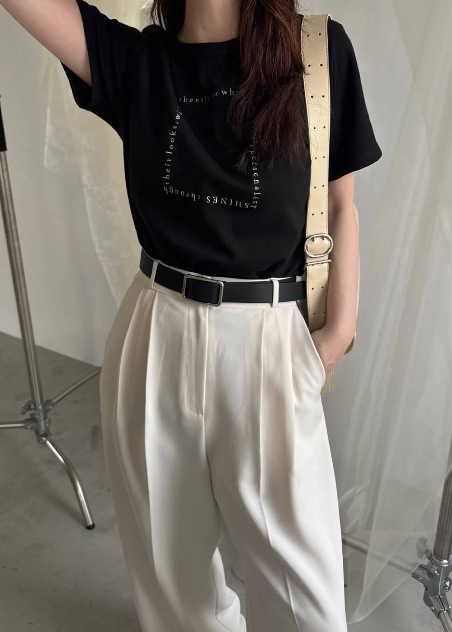 embroidery square logo pack T-shirt