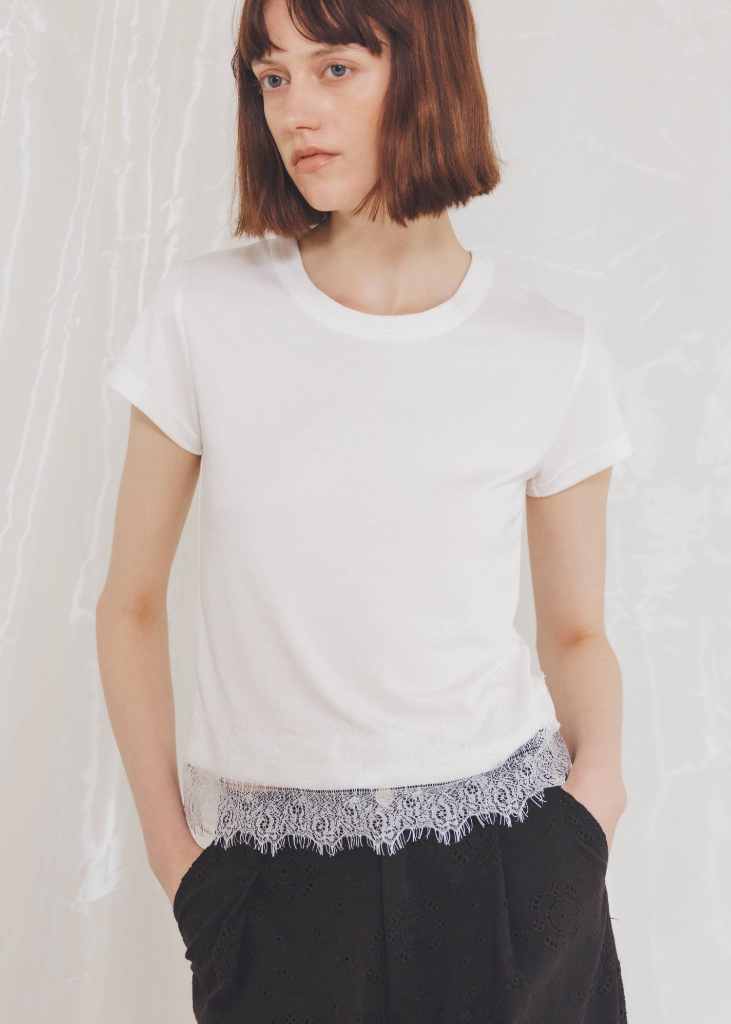 hem scallop lace compact T-Shirt