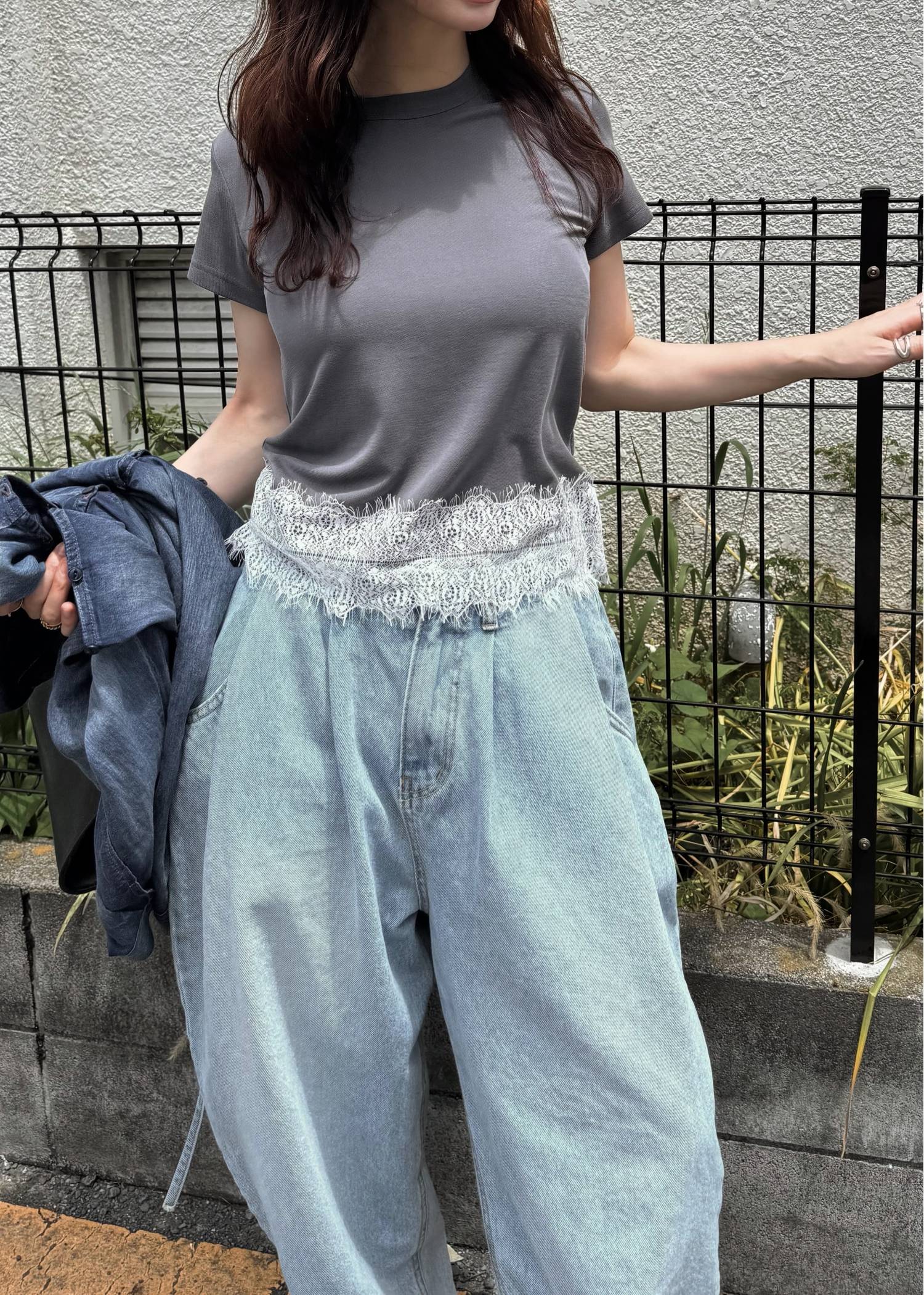 hem scallop lace compact T-Shirt