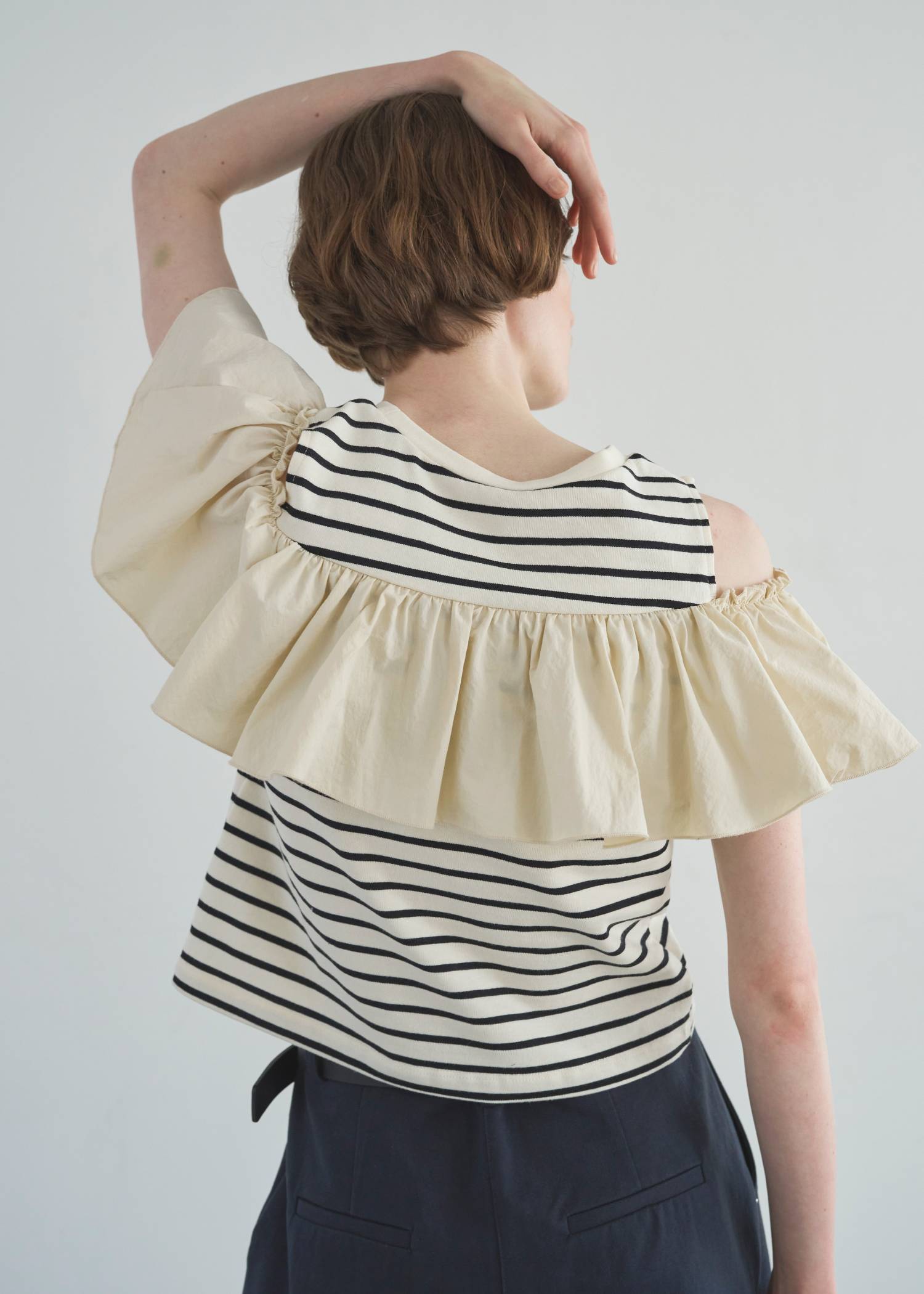 convertible shoulder frill border tops