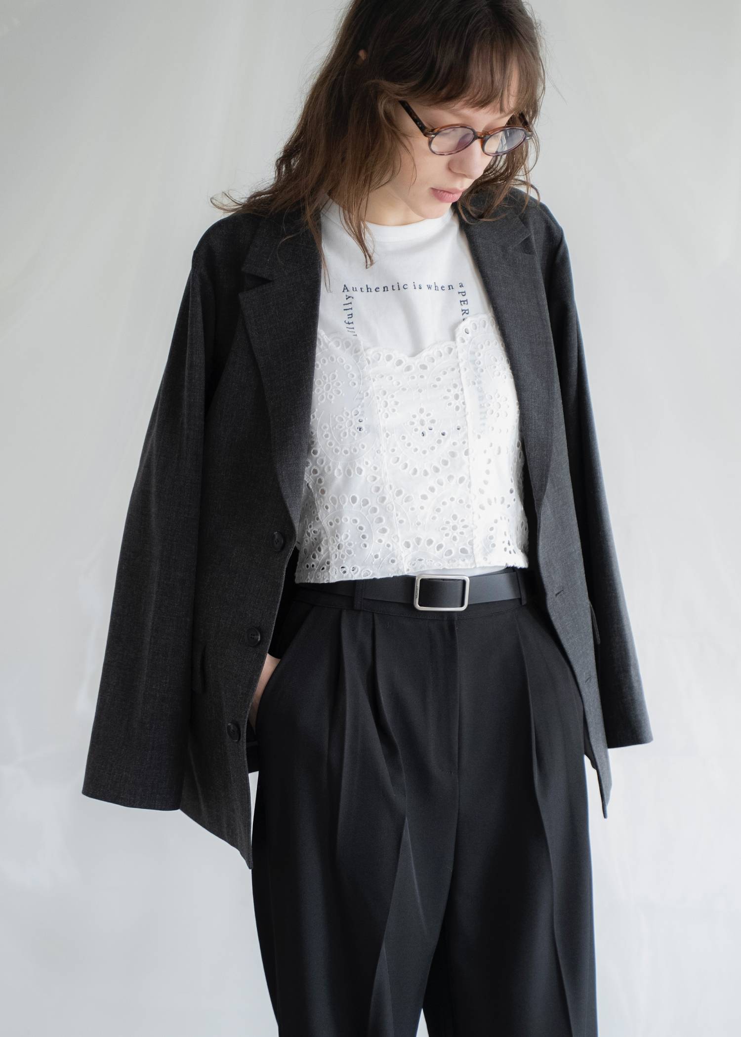 back lace up scalloped lace bustier