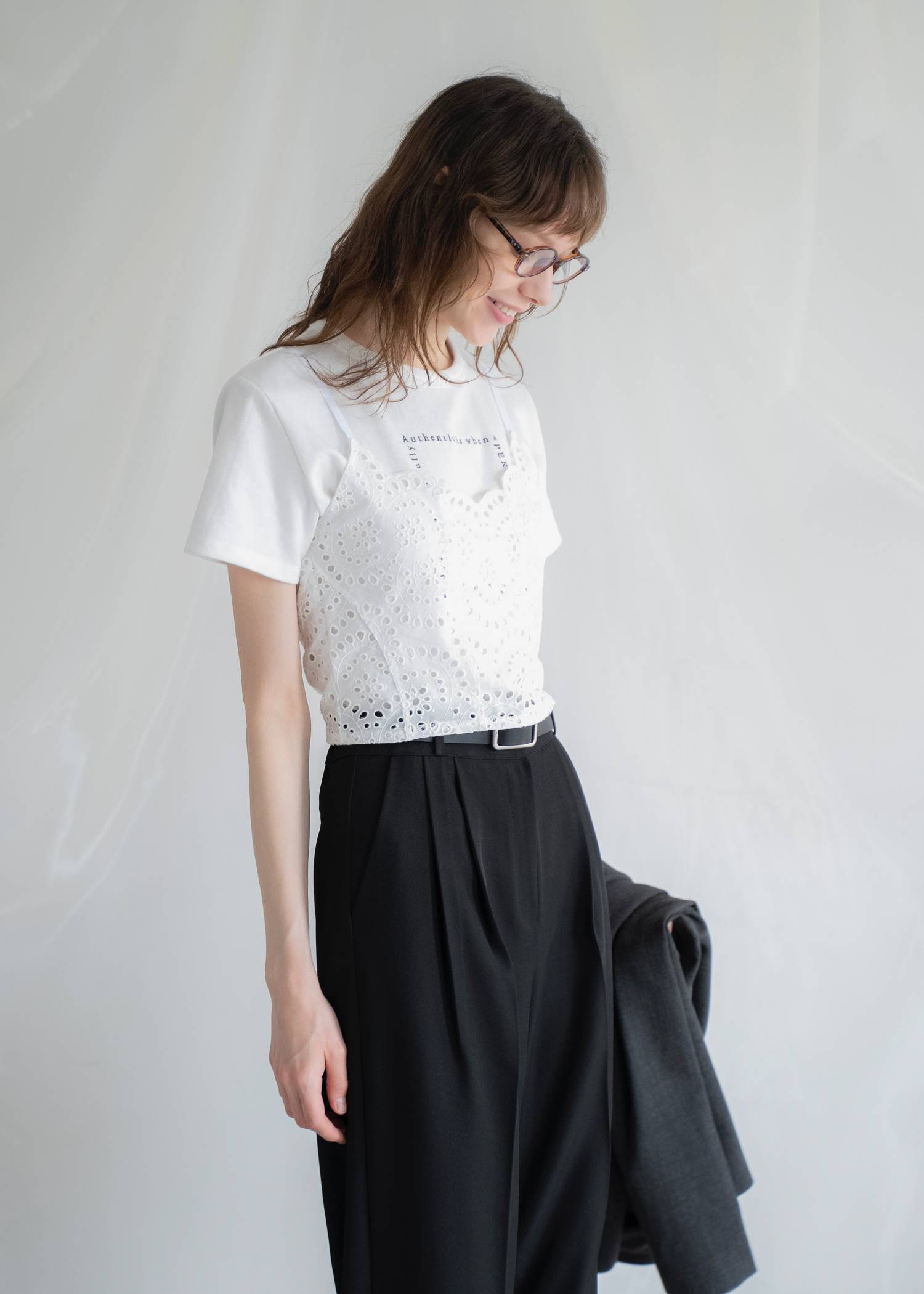 back lace up scalloped lace bustier