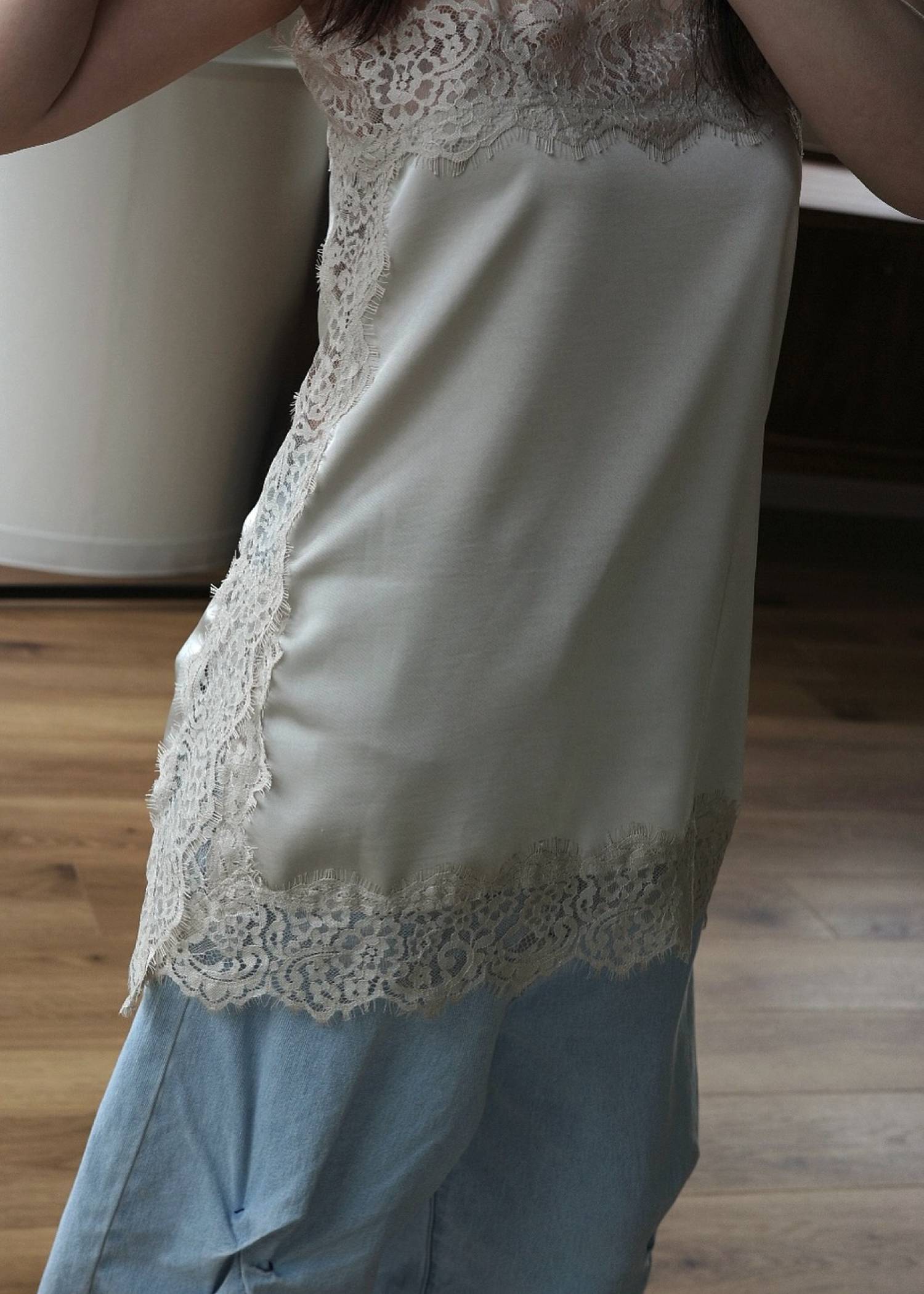 side lace satin square camisole