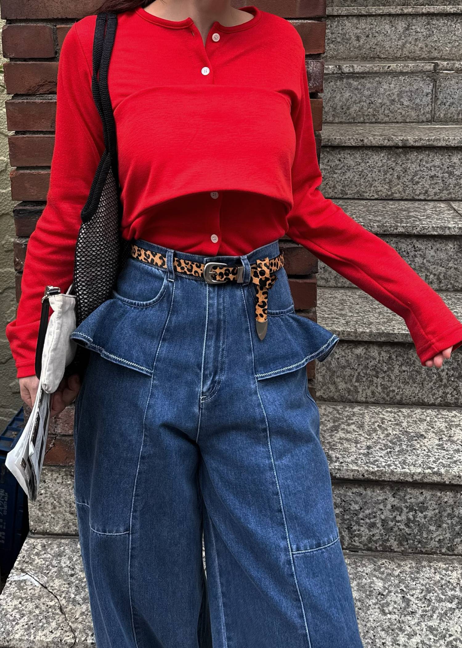 arrange waist cut and sew tops