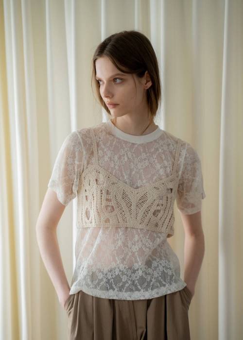 sheer floral pleated lace T-shirt