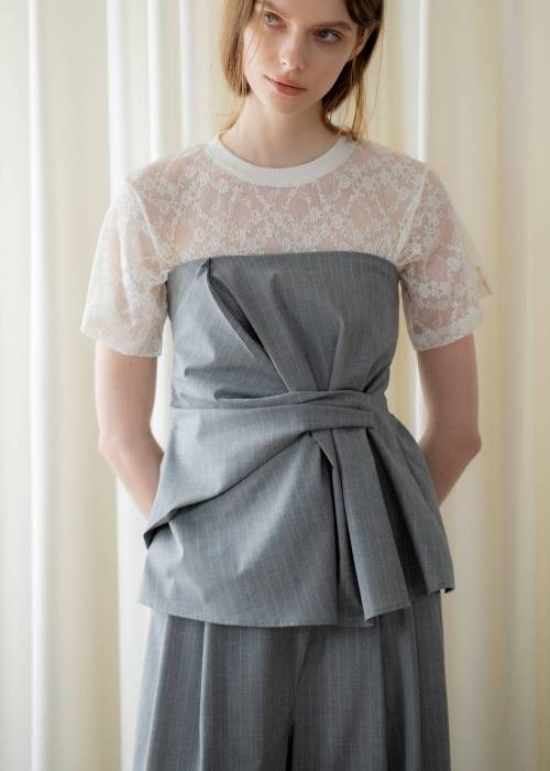sheer floral pleated lace T-shirt