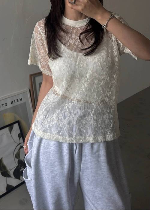 sheer floral pleated lace T-shirt