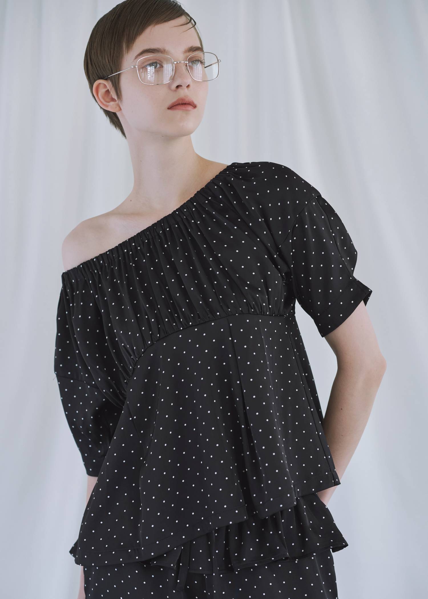 satin polka dot off shoulder lantern sleeve BL