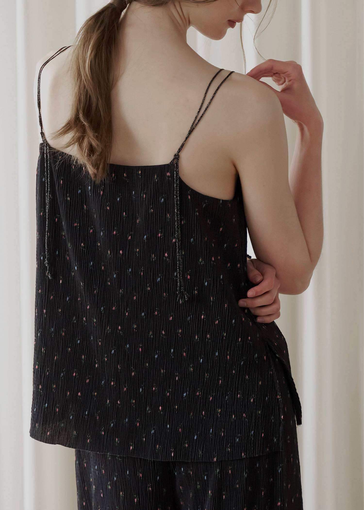 glitter cord flare pleats camisole