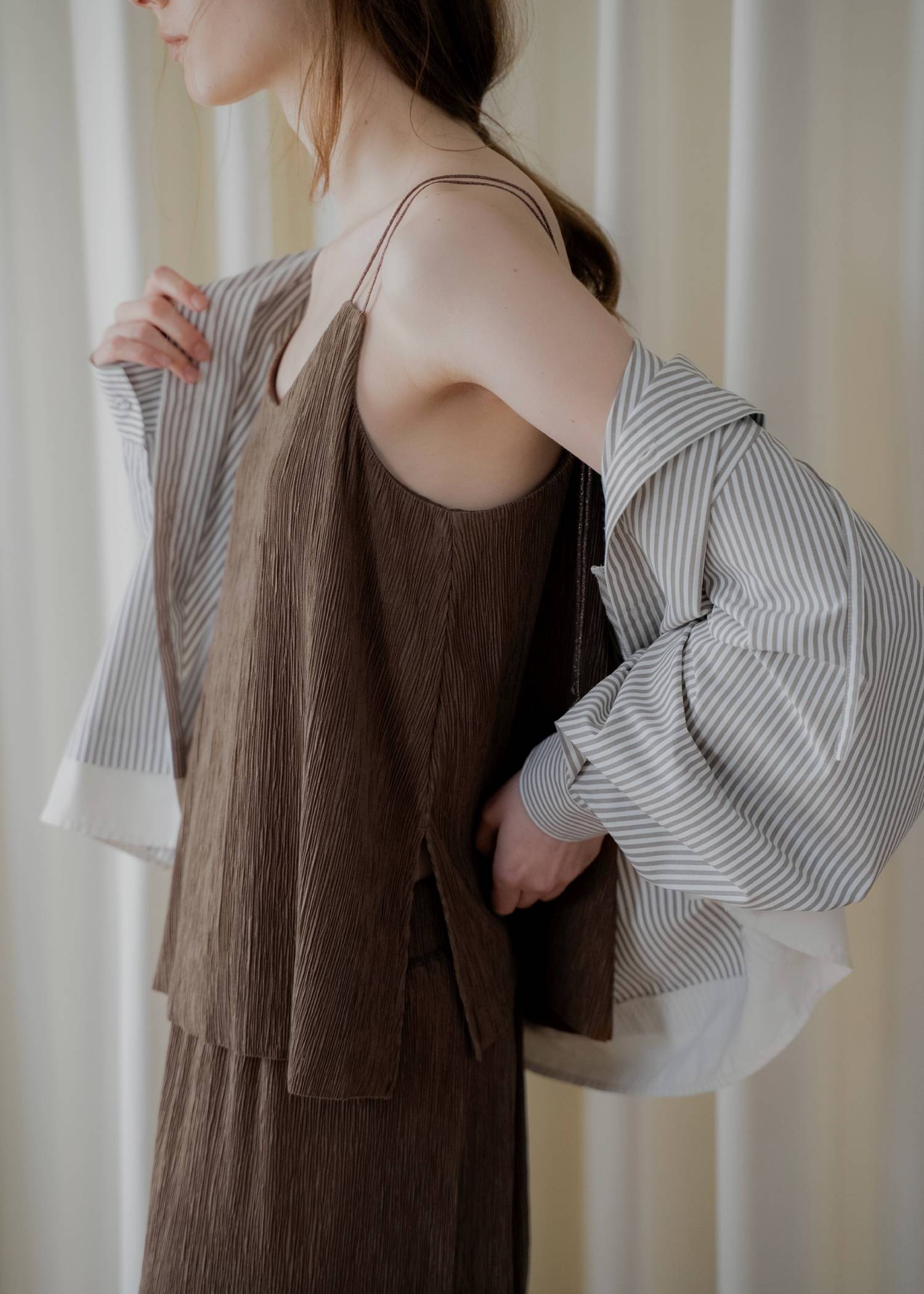 glitter cord flare pleats camisole