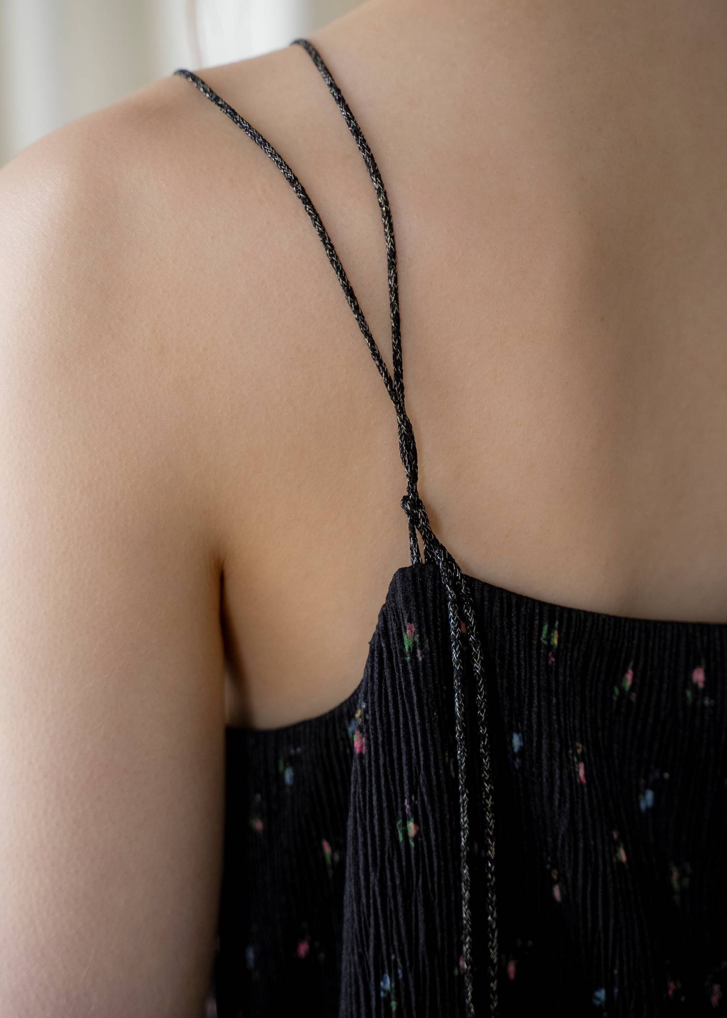 glitter cord flare pleats camisole