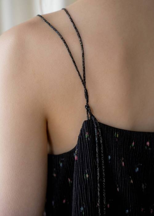 glitter cord flare pleats camisole