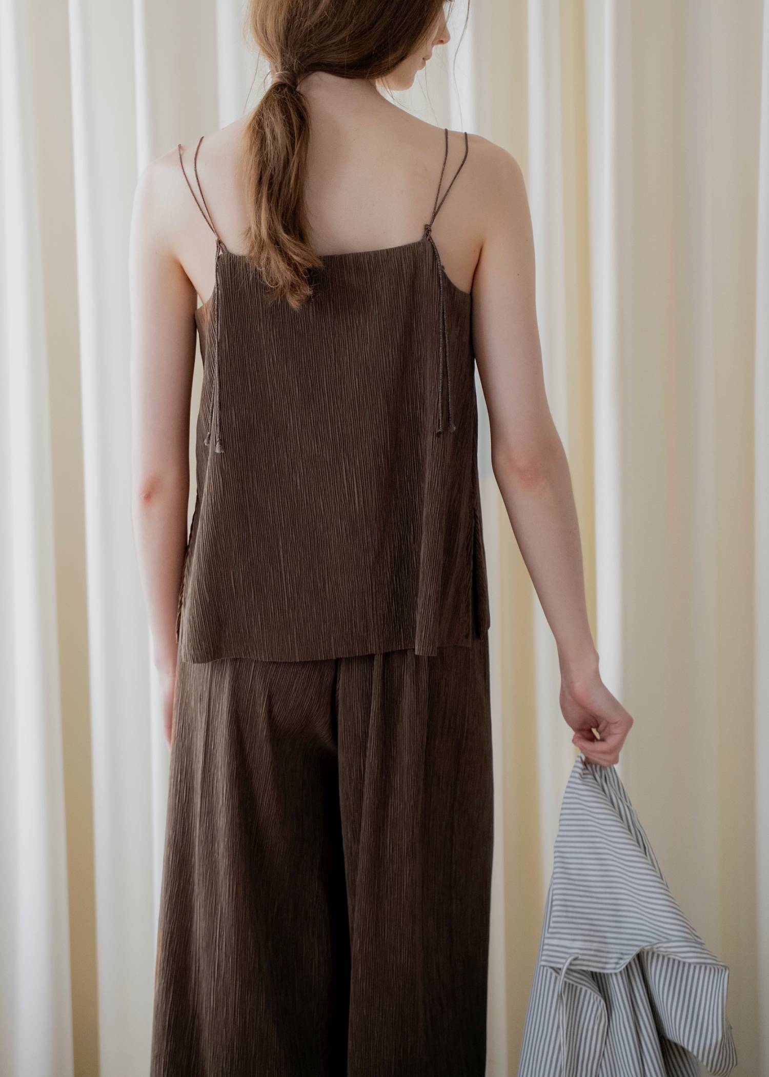 glitter cord flare pleats camisole