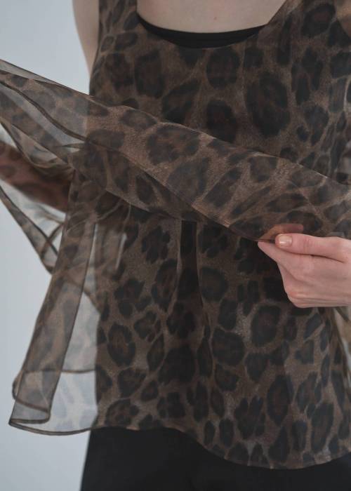 gather flare organdy peplum tops
