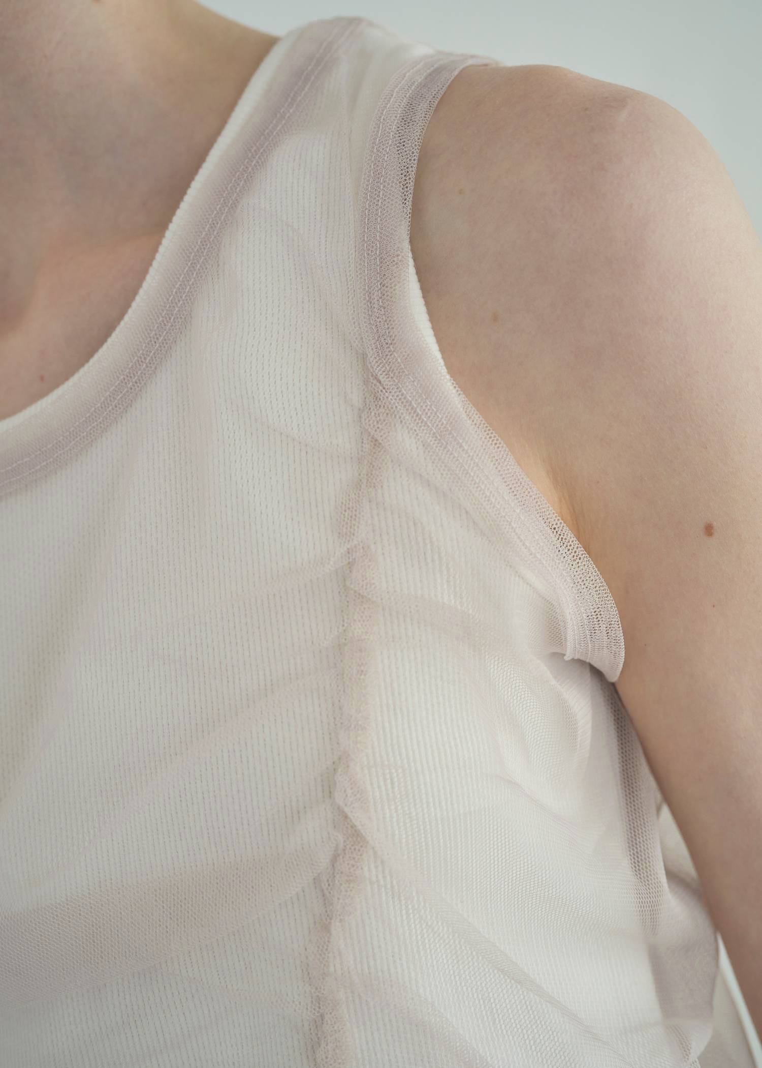 gather tulle layered rib tank