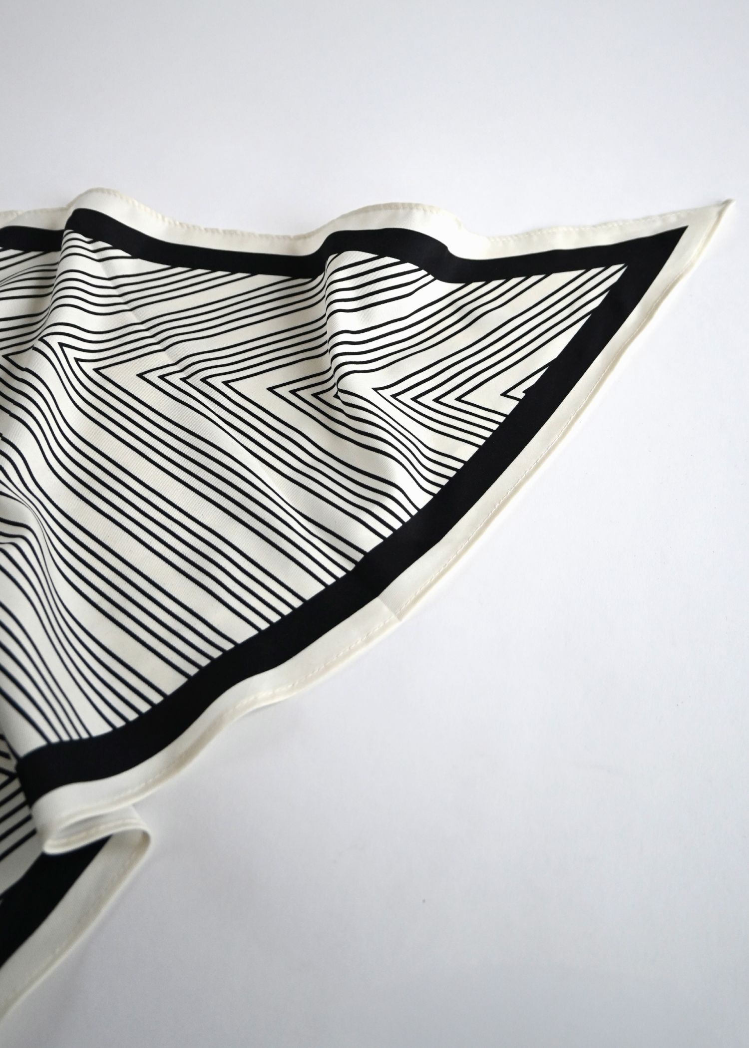 chevron print geometric scarf