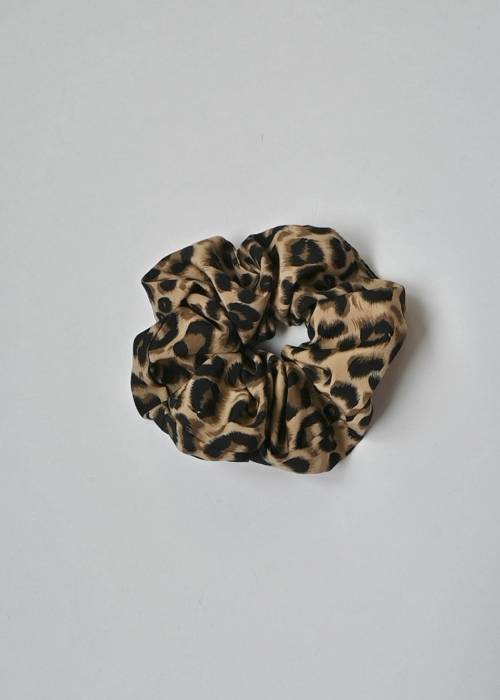 leopard pattern scrunchie