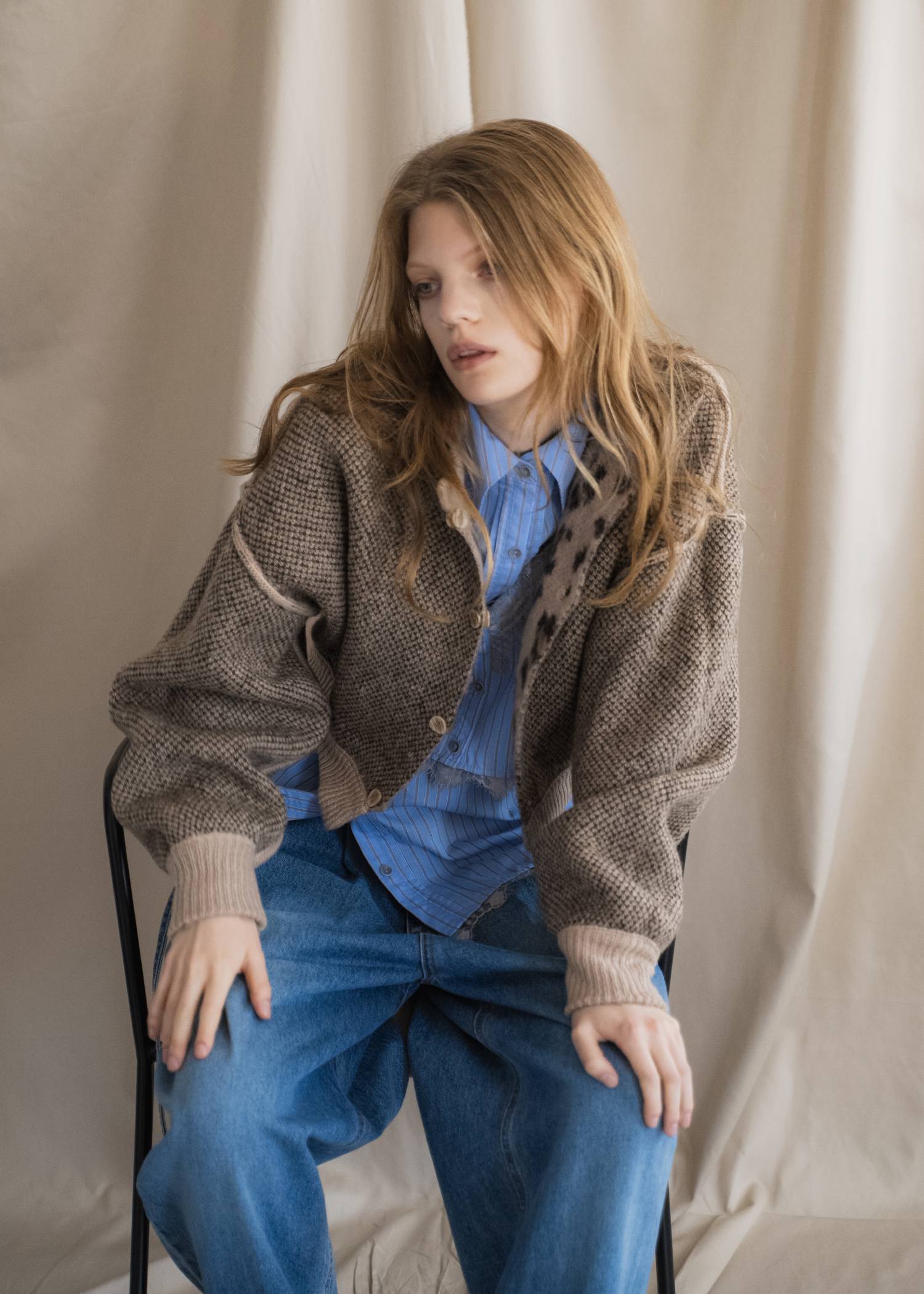 leopard jacquard reversible cropped knit cardigan