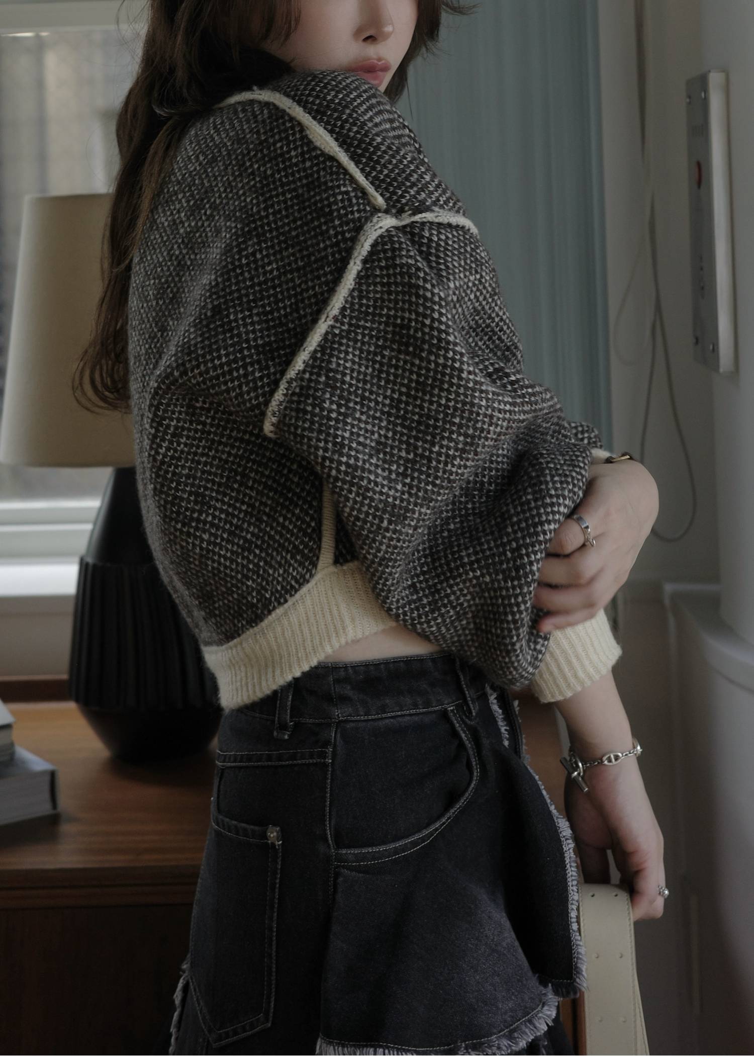 leopard jacquard reversible cropped knit cardigan