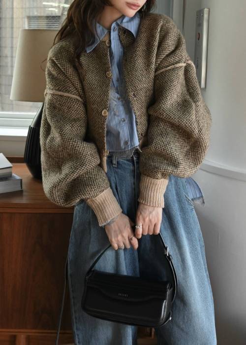 leopard jacquard reversible cropped knit cardigan