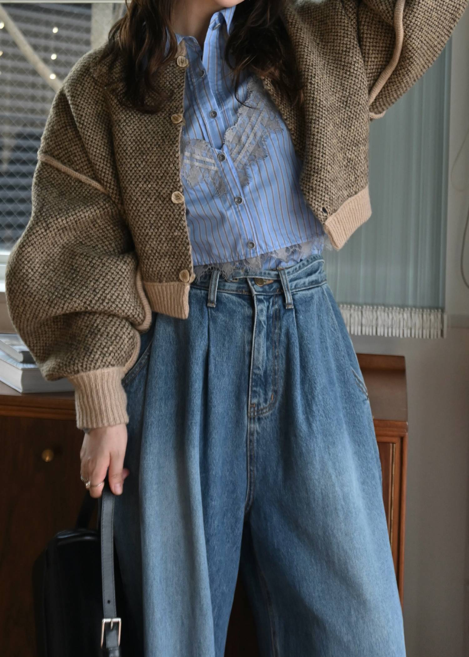leopard jacquard reversible cropped knit cardigan