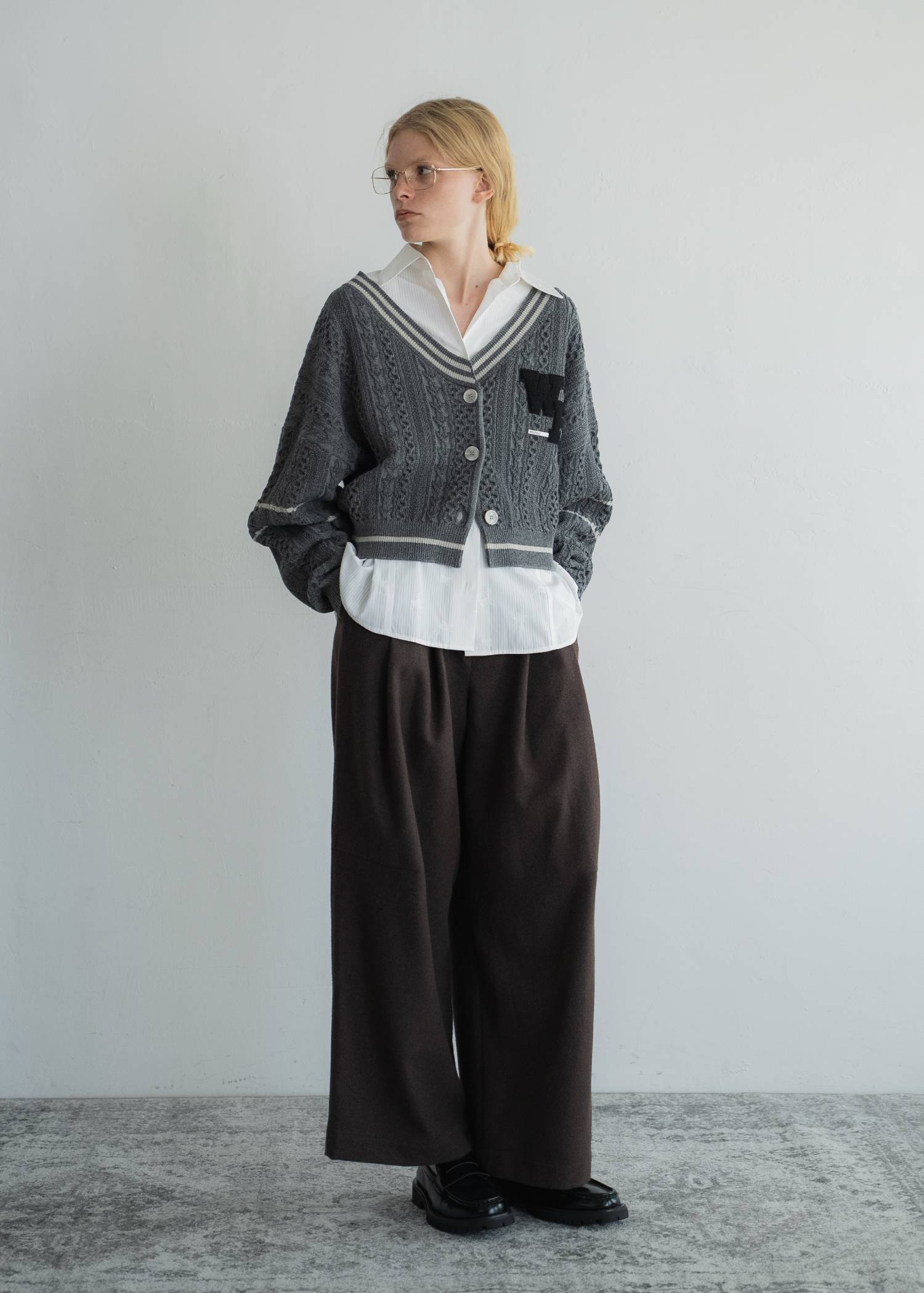 mixing yarns cable patch knit