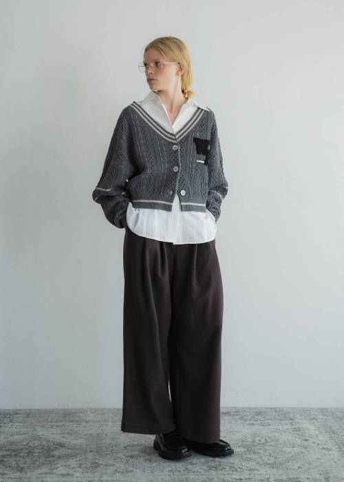 mixing yarns cable patch knit