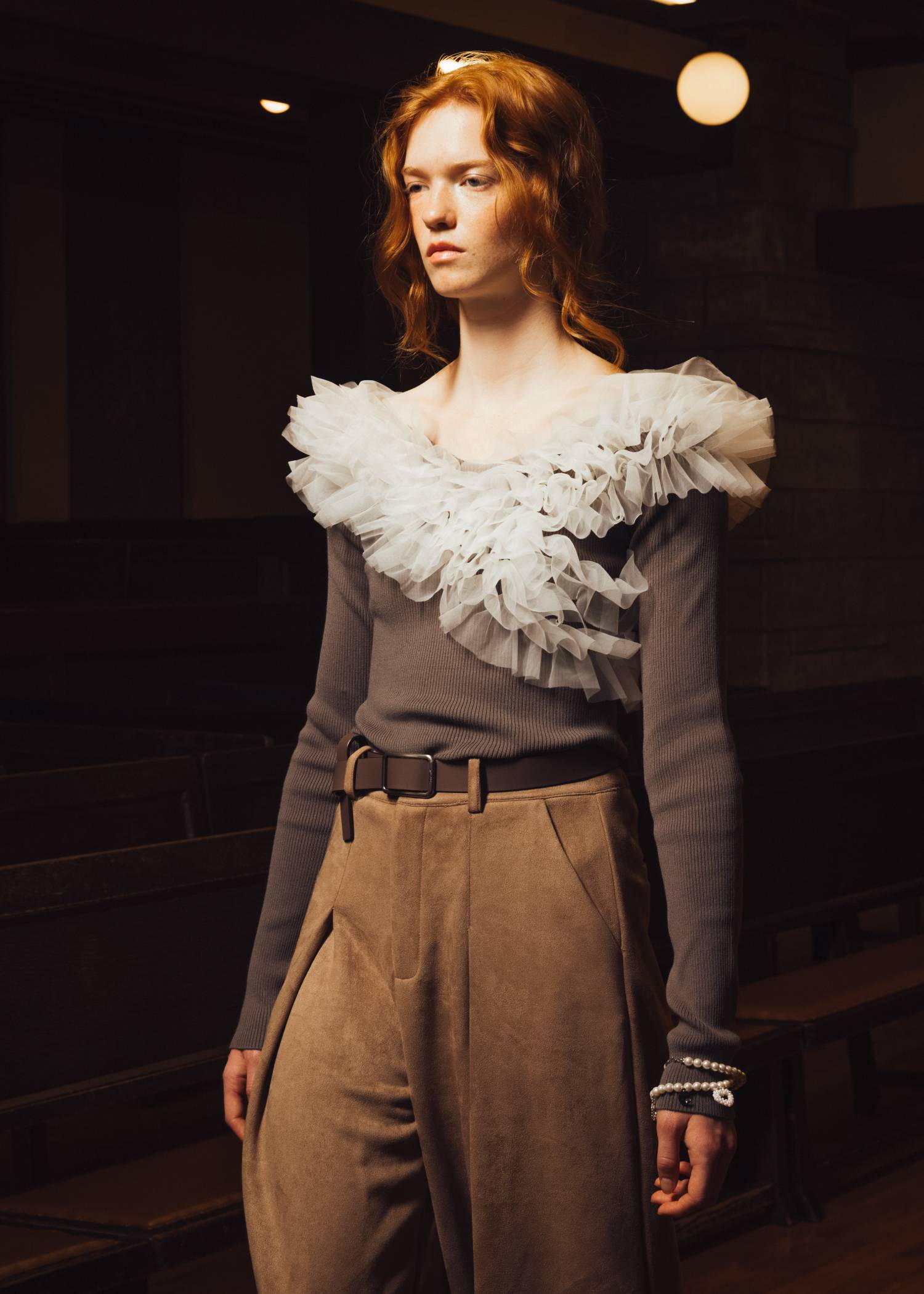 tulle frill neckline rib knit