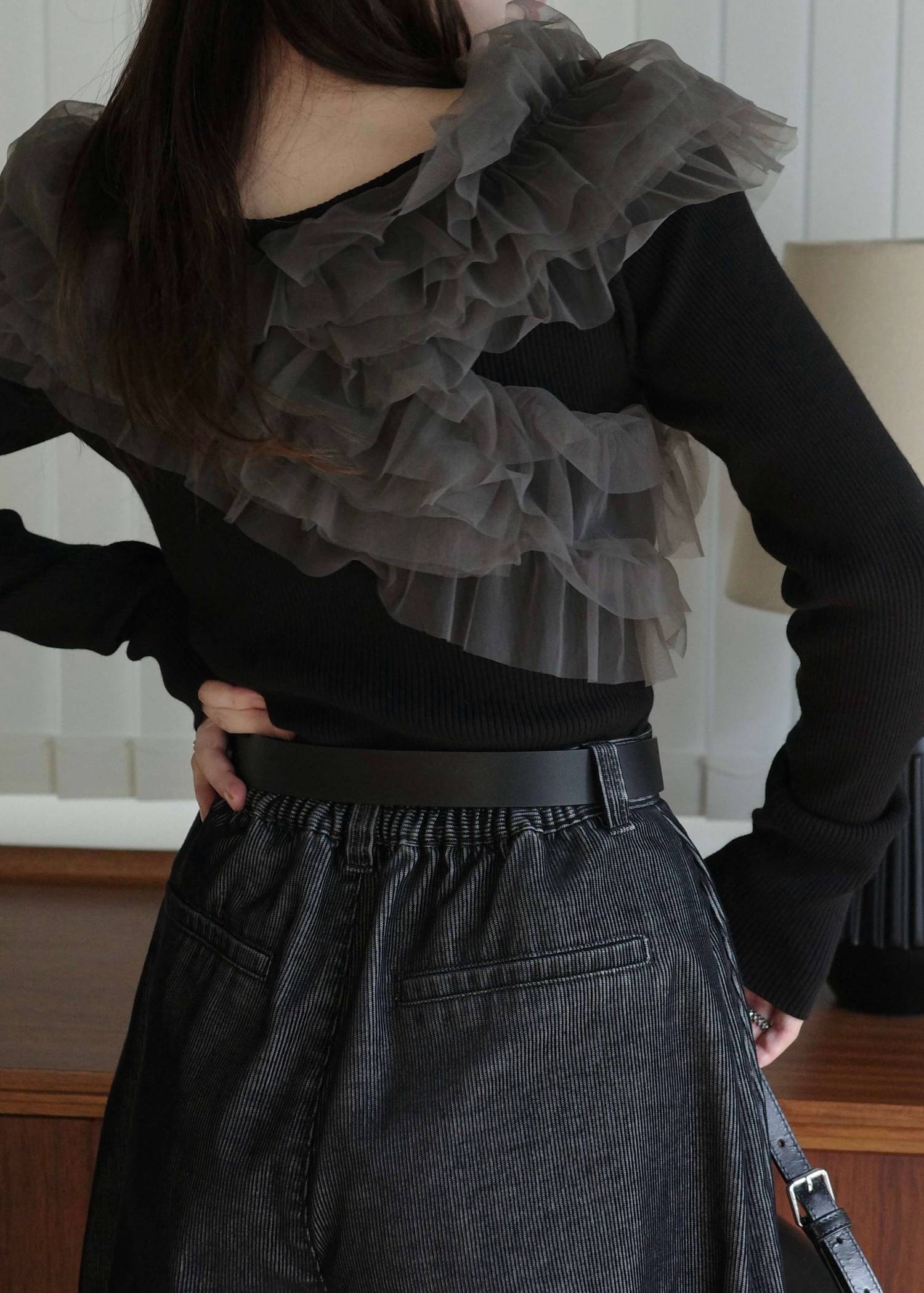 tulle frill neckline rib knit