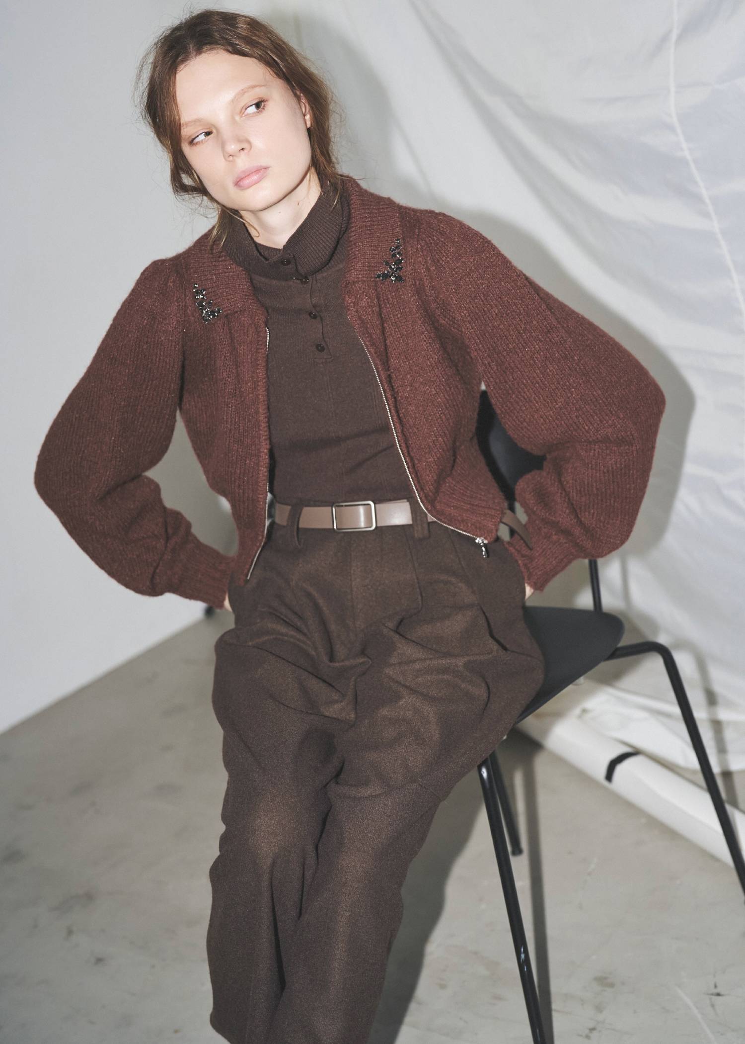 bijou collar mohair touch cropped zip knit