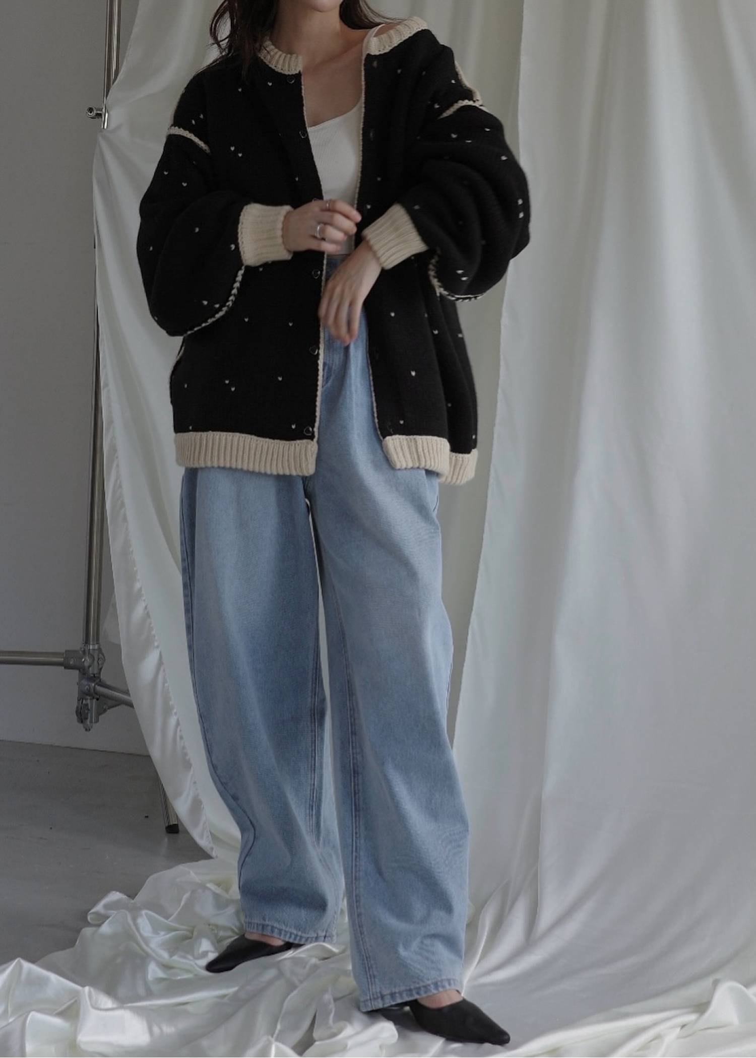 long heart dot jacquard reversible knit cardigan