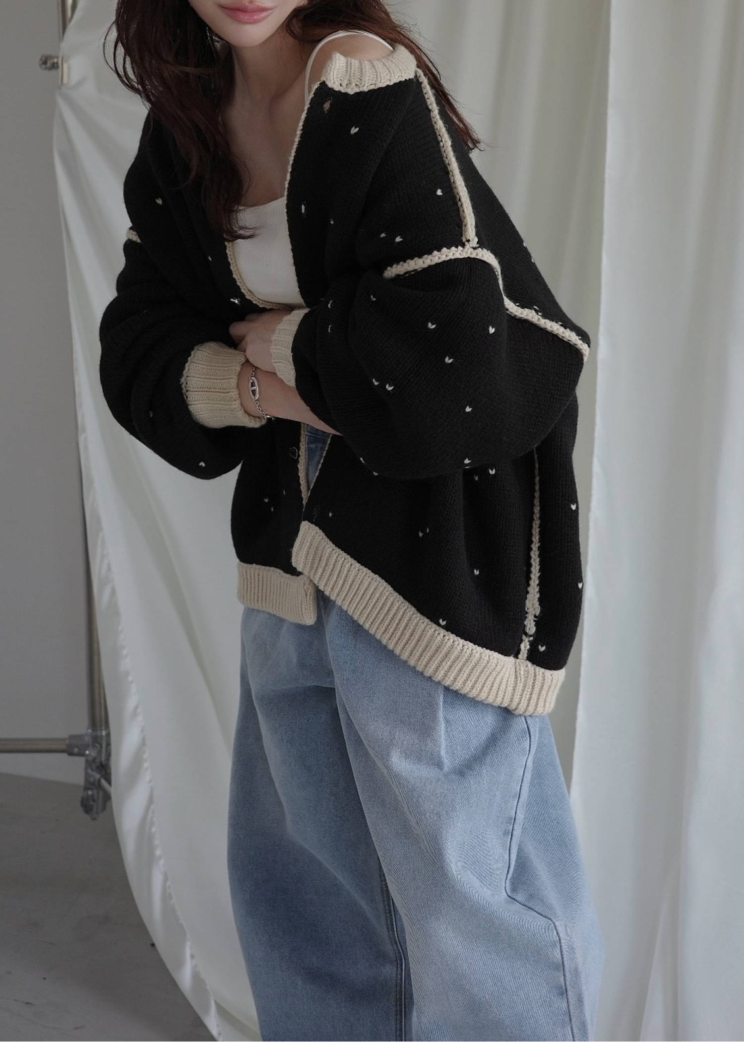 long heart dot jacquard reversible knit cardigan