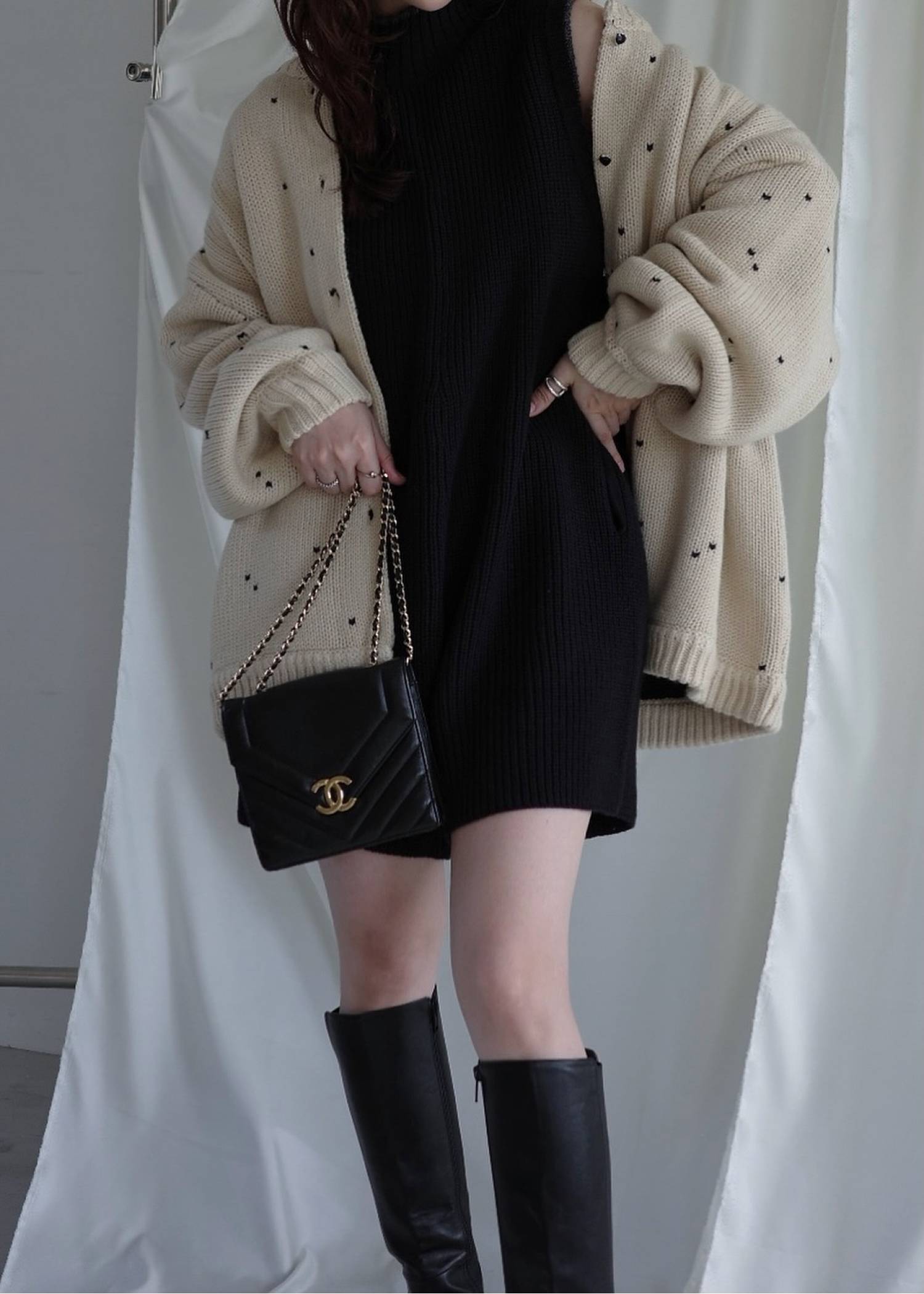 long heart dot jacquard reversible knit cardigan