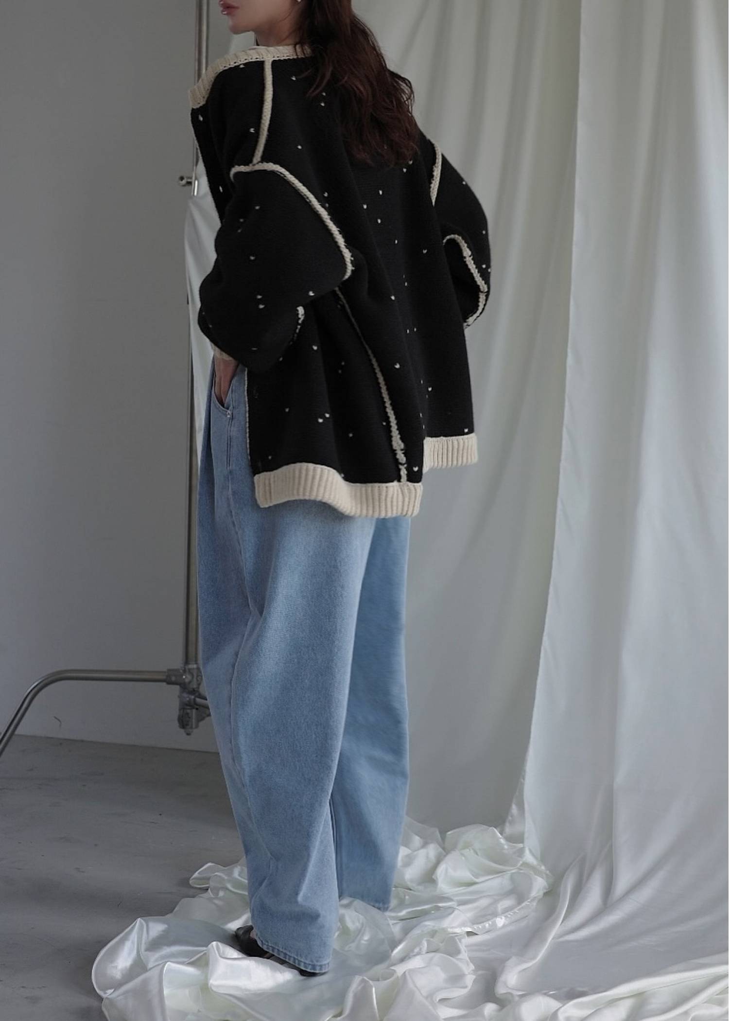 long heart dot jacquard reversible knit cardigan