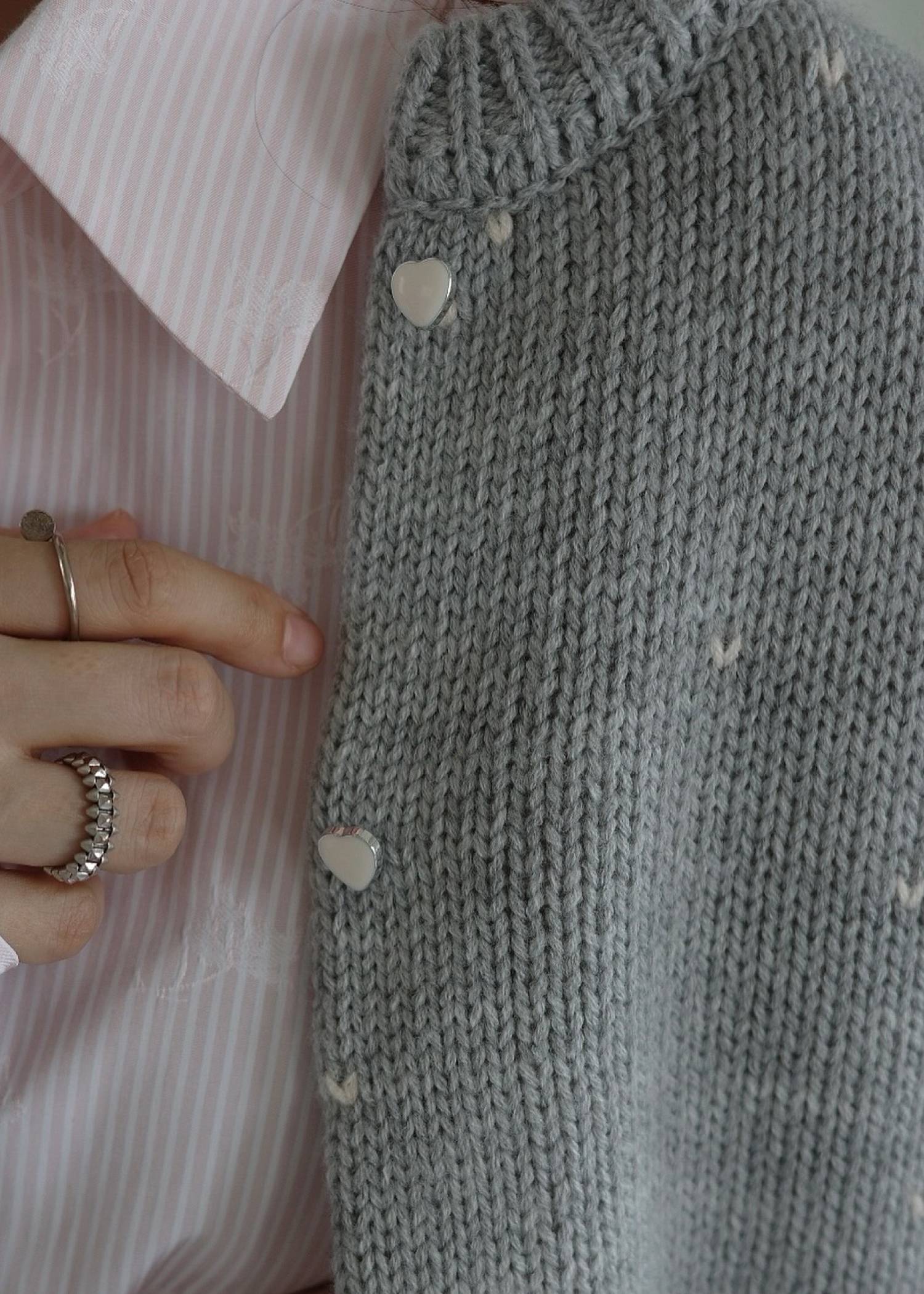 long heart dot jacquard reversible knit cardigan