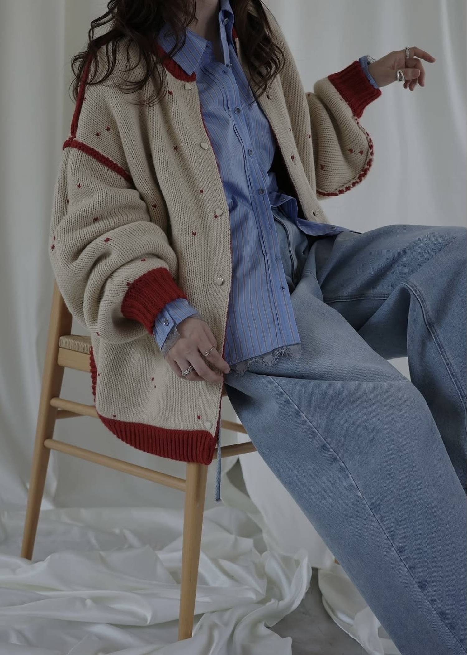 long heart dot jacquard reversible knit cardigan