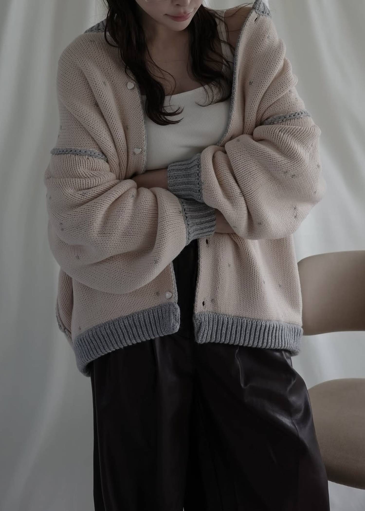 long heart dot jacquard reversible knit cardigan
