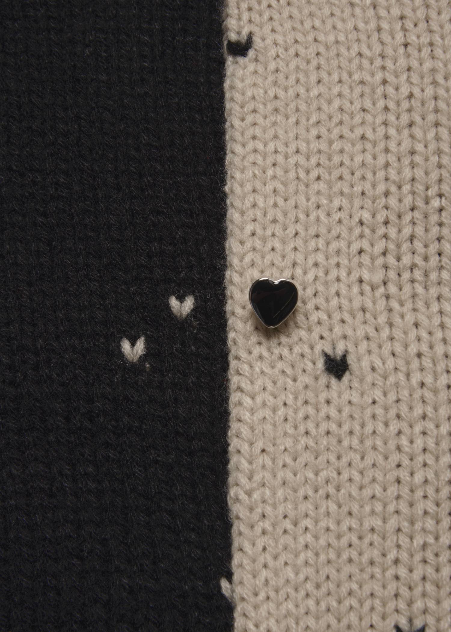 long heart dot jacquard reversible knit cardigan