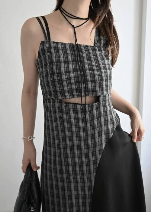 asymmetry panel waist cutout OP