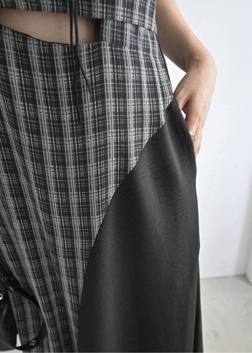asymmetry panel waist cutout OP