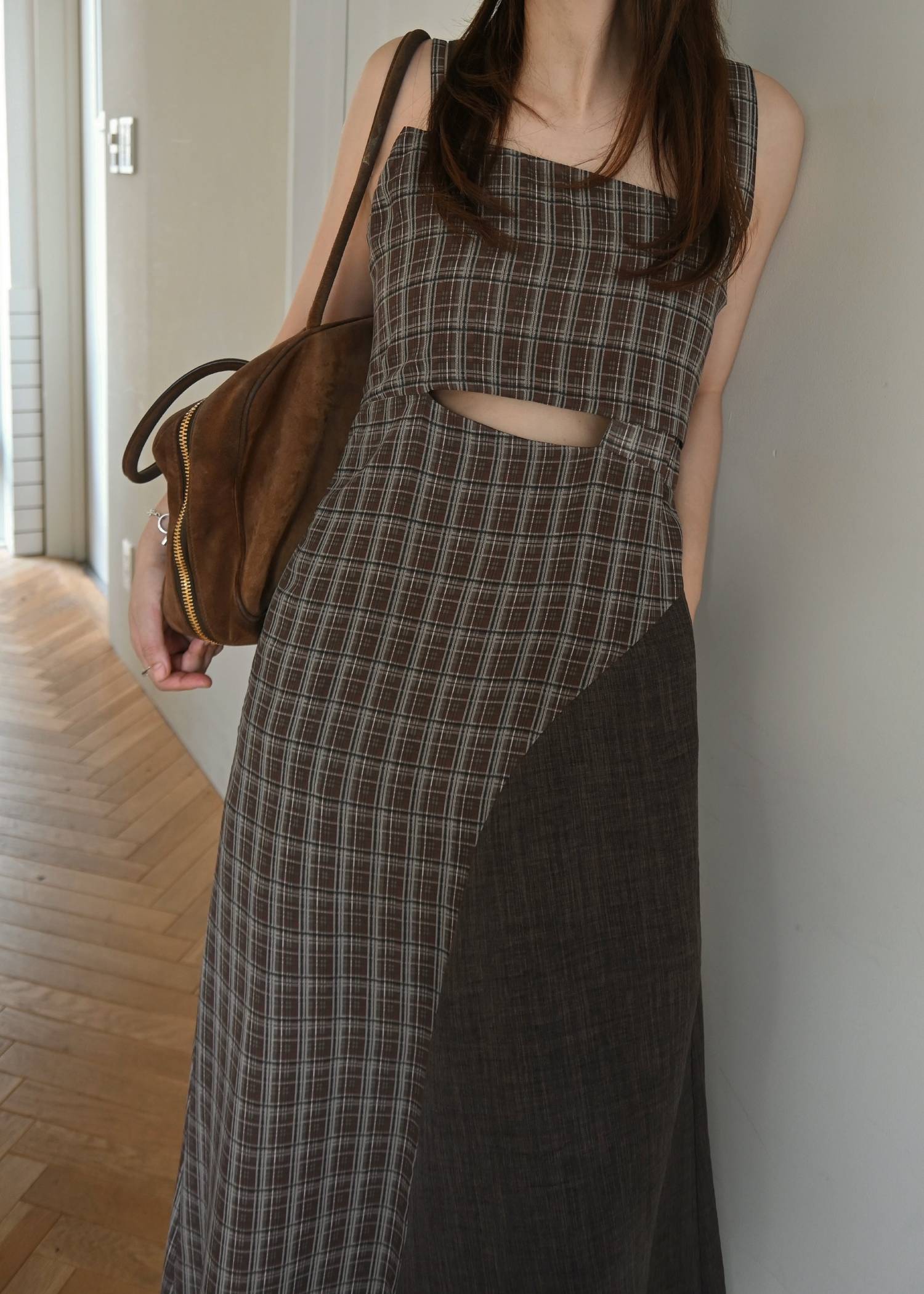 asymmetry panel waist cutout OP