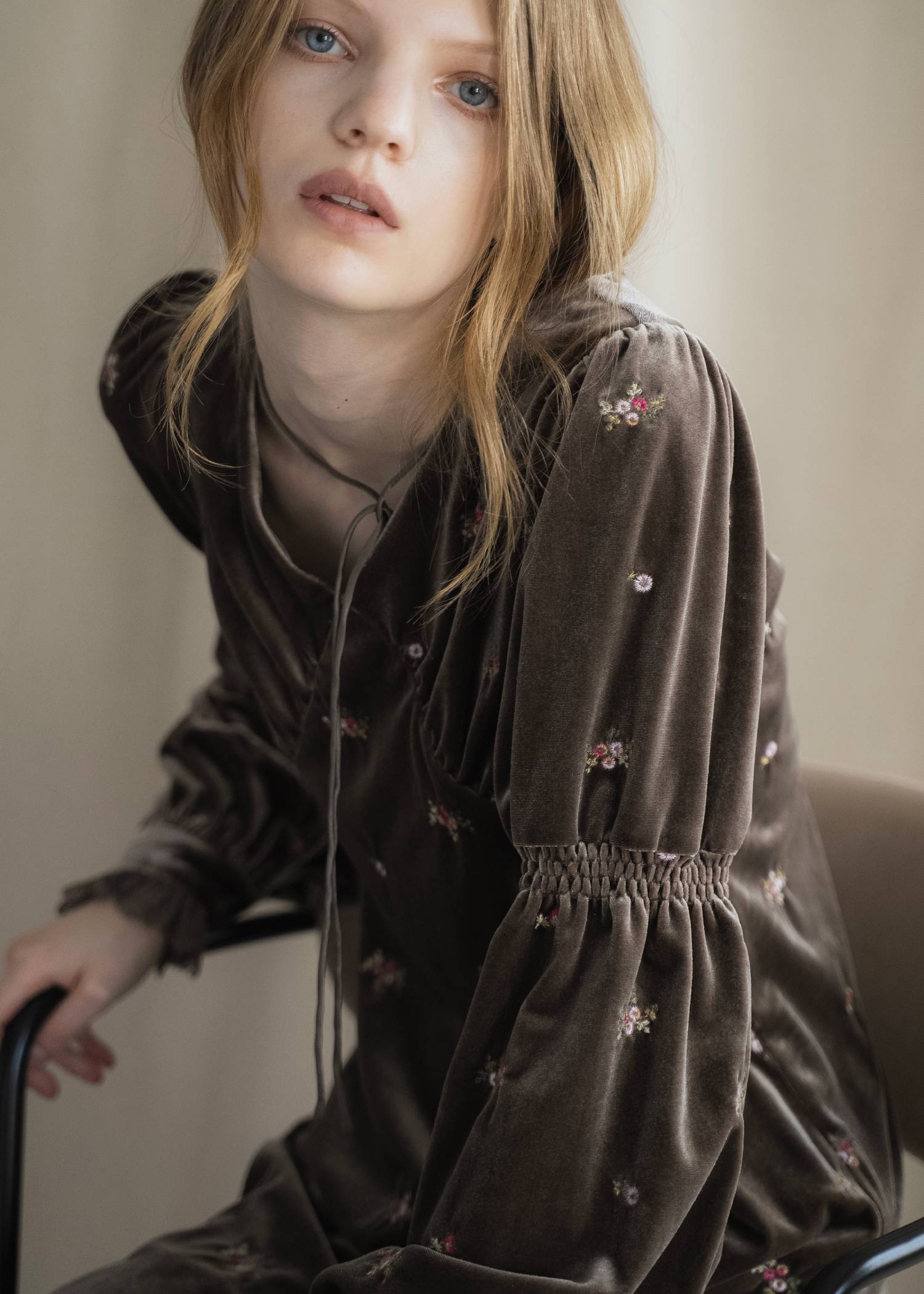 floral embroidery velor OP