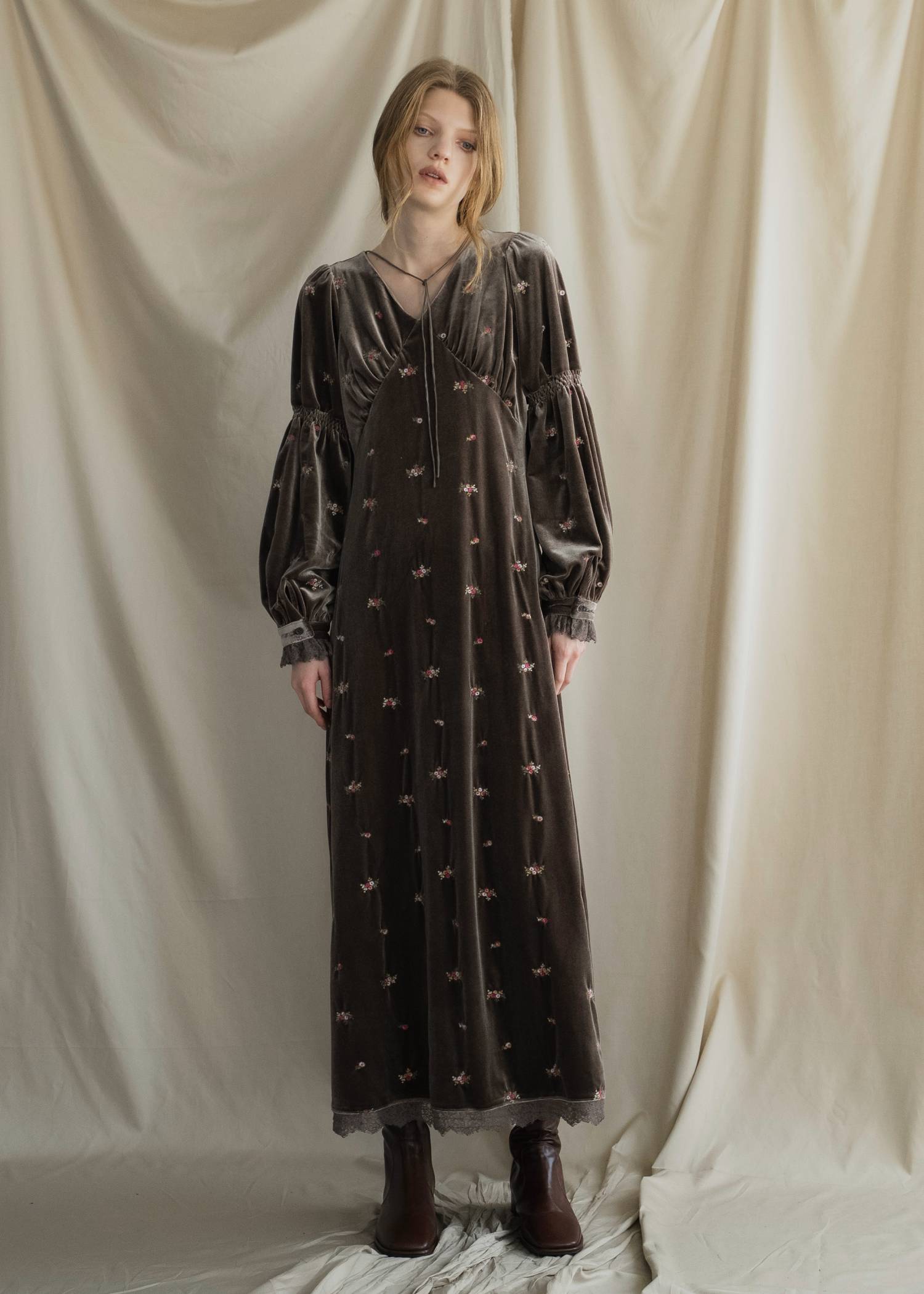 floral embroidery velor OP